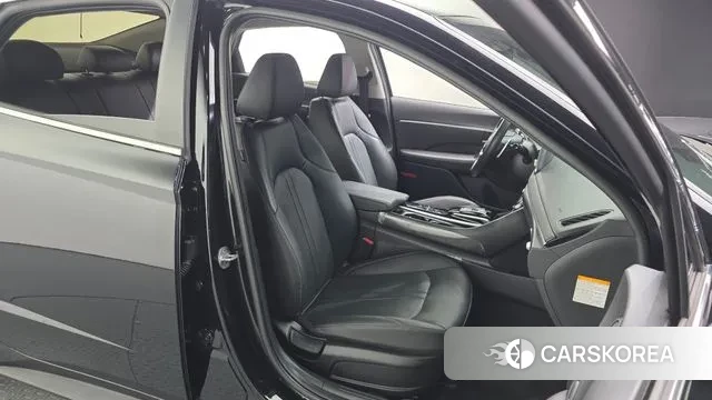 Hyundai Sonata Hybrid (DN8) 2022 Черный из Кореи, фото 3