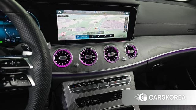 Mercedes-Benz E-Class W213 2022 Серебряный из Кореи, фото 3