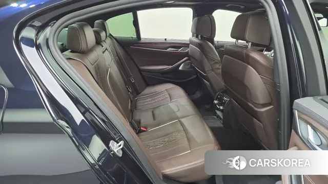 BMW 5 Series (G30) 2020 Черный из Кореи, фото 3