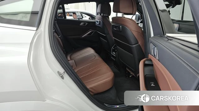 BMW X6 (G06) 2023 Белый из Кореи, фото 3