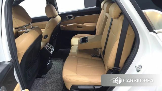Kia Sorento 4th Generation 2023 Белый из Кореи, фото 3