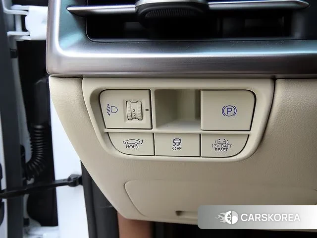 Hyundai Grandeur Hybrid (GN7) 2025 Белый из Кореи, фото 3