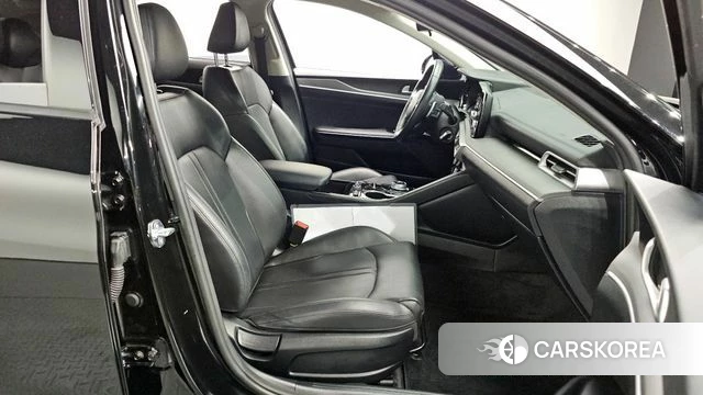 Kia K5 3rd generation 2022 Черный из Кореи, фото 3