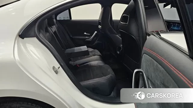 Mercedes-Benz CLA-Class C118 2024 Белый из Кореи, фото 3