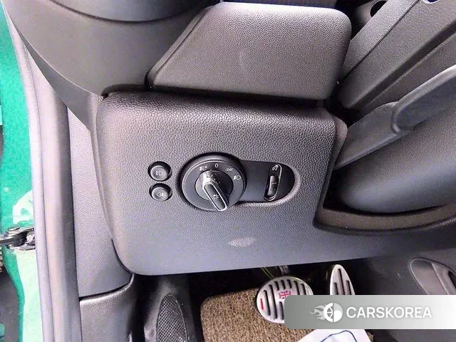 Mini Cooper 2021 Зеленый из Кореи, фото 3