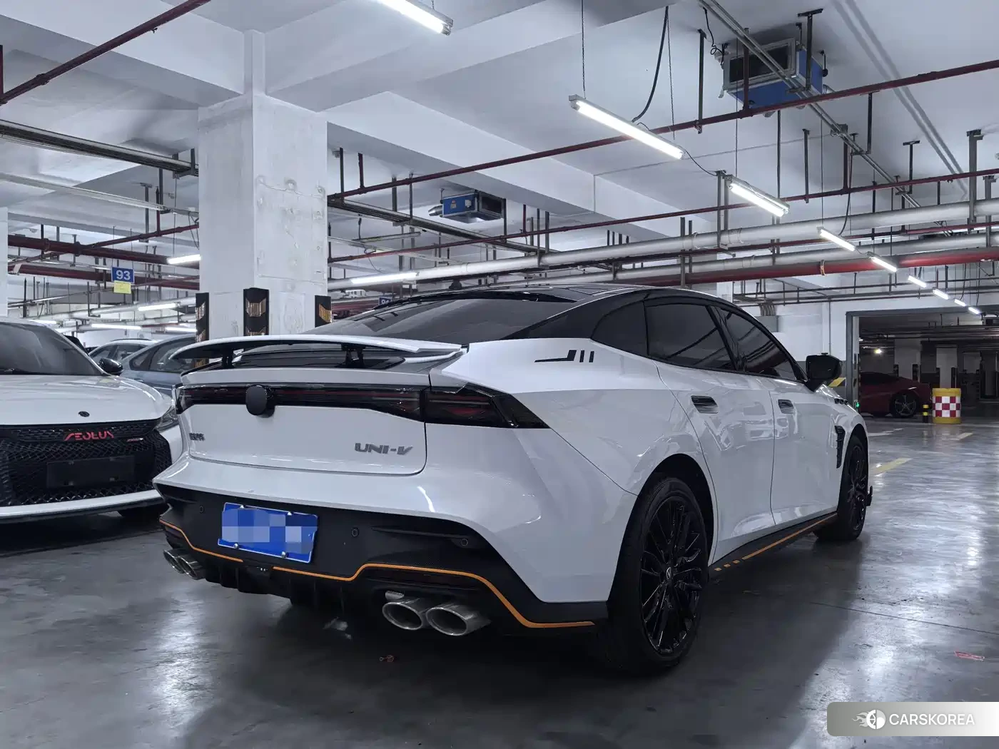 Chang'an UNI-V 2026 Белый из Китая, фото 3