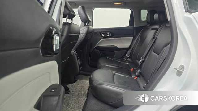 Jeep Compass 2nd Generation 2022 Белый из Кореи, фото 3