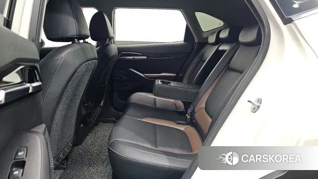 Kia Seltos 2022 Белый из Кореи, фото 3