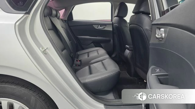 Kia Come New K3 2018 Серебряный из Кореи, фото 3