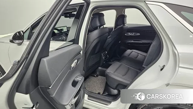 Genesis GV70 2023 Белый из Кореи, фото 3