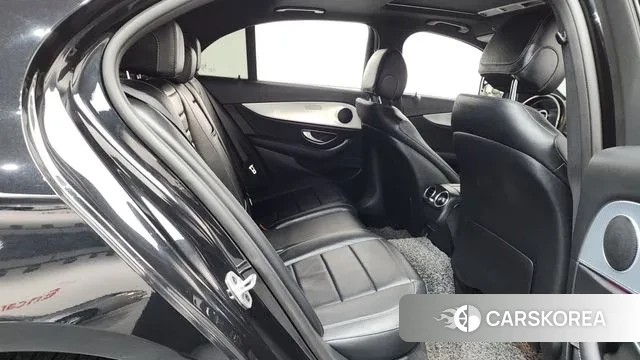 Mercedes-Benz E-Class W213 2020 Черный из Кореи, фото 3