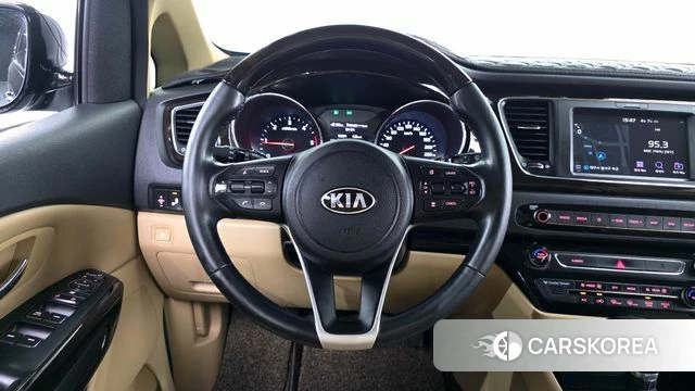 Kia The New Carnival 2018 Черный из Кореи, фото 3