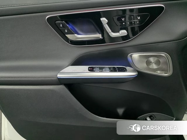 Mercedes-Benz GLC-Class X254 2025 Белый из Кореи, фото 3