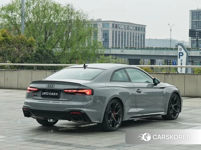 Audi RS 5 2024 Темно-серый из Китая, фото 3