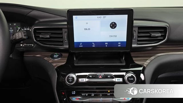 Ford Explorer 6th Generation 2021 Черный из Кореи, фото 3