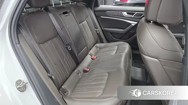 Audi A6 (C8) id 3213069 из Кореи 3