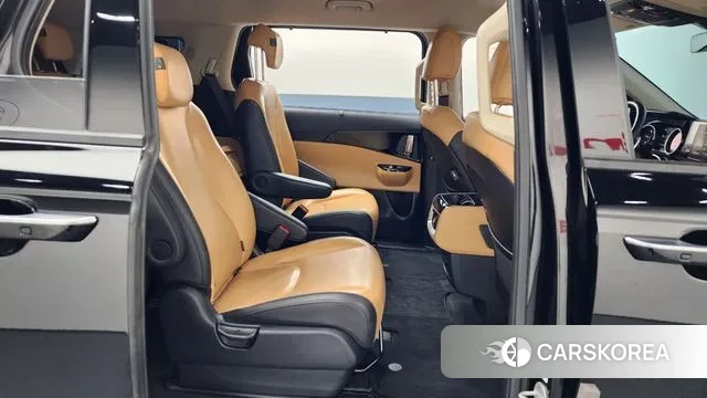 Kia Carnival 4th generation 2023 Черный из Кореи, фото 3