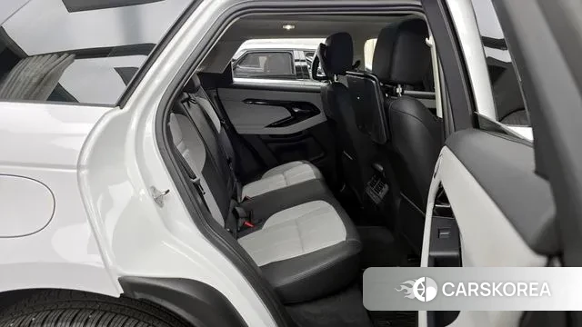 Land Rover Range Rover Evoque 2nd Generation 2024 Белый из Кореи, фото 3