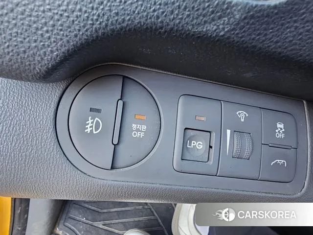 Hyundai The New Grand Starex 2018 Желтый из Кореи, фото 3