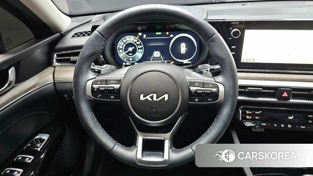 Kia K5 3rd generation 2023 Черный из Кореи, фото 3