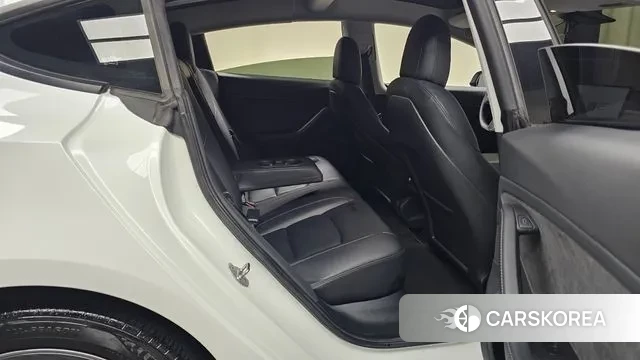 Tesla Model 3 2021 Белый из Кореи, фото 3