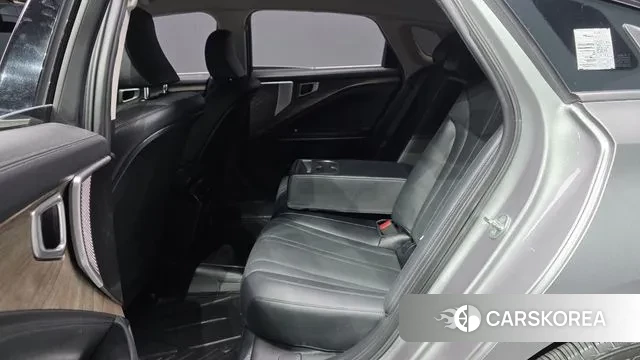 Kia K8 2023 Серебристо-серый из Кореи, фото 3