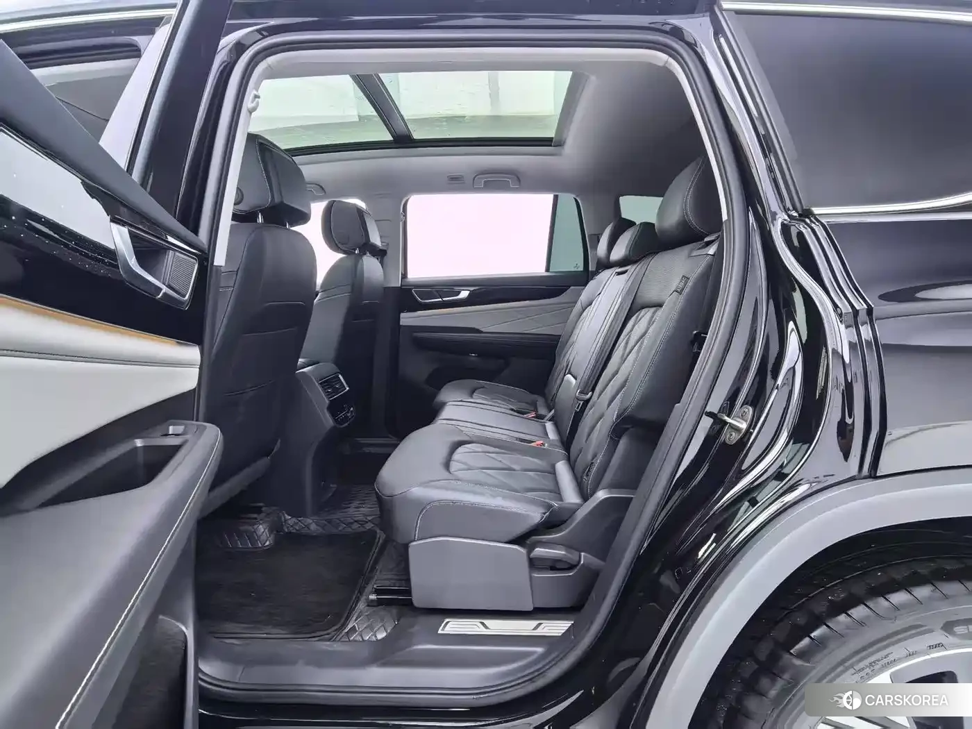 Volkswagen Teramont 2025 Черный из Китая, фото 3
