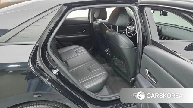 Hyundai Avante (CN7) 2022 Черный из Кореи, фото 3