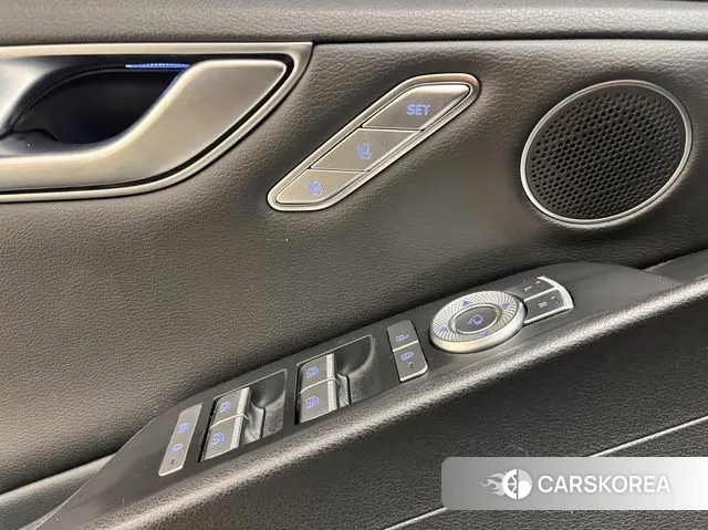 Genesis G80 (RG3) 2022 Черный из Кореи, фото 3