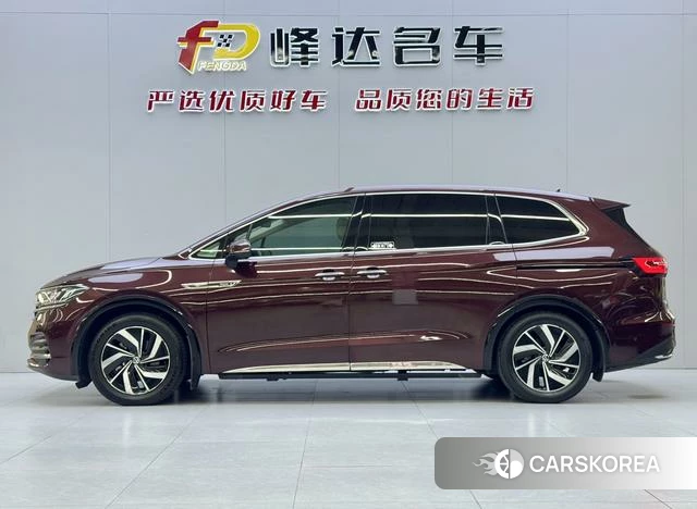 Volkswagen Weiran 2021 Красный из Китая, фото 3