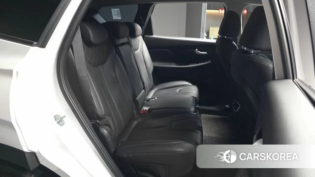 Hyundai The New Santa Fe 2022 Белый из Кореи, фото 3