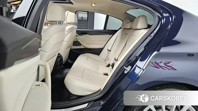 BMW 5 Series (G30) 2020 Черный из Кореи, фото 3