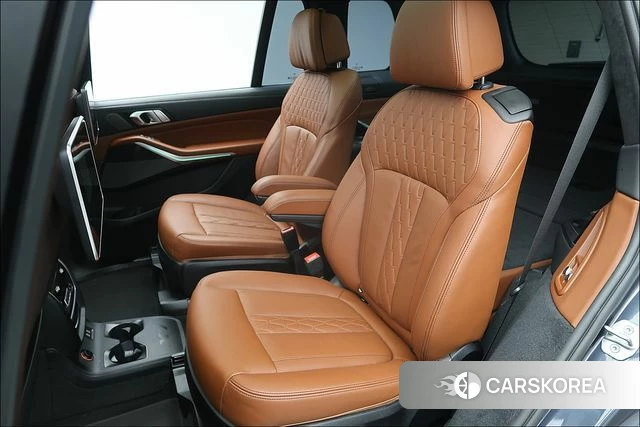 BMW X7 (G07) 2022 Серый из Кореи, фото 3