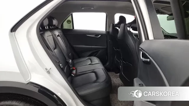 Kia Di Ol Nu Niro 2022 Белый из Кореи, фото 3