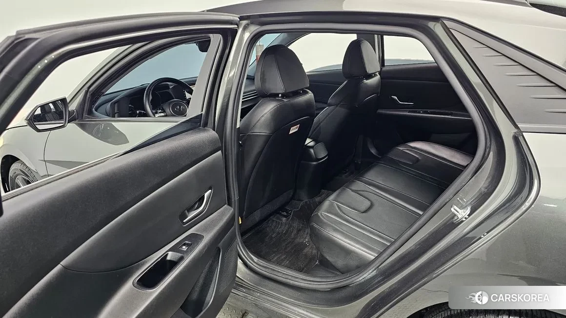 Hyundai Avante Hybrid (CN7) 2021 Серый из Кореи, фото 3