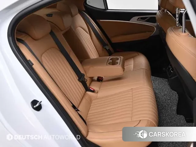 Genesis The New G70 2022 Белый из Кореи, фото 3