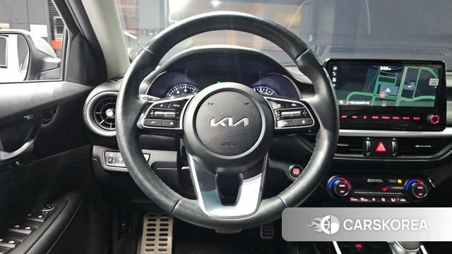 Kia The New K3 2nd generation 2024 Серебристо-серый из Кореи, фото 3