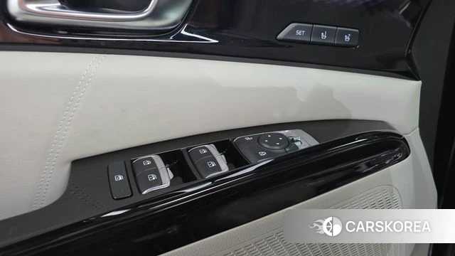Kia Carnival 4th generation 2023 Черный из Кореи, фото 3
