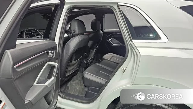 Audi Q3 (F3) 2020 Белый из Кореи, фото 3