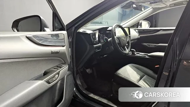 Lexus NX350h Second generation 2024 Серый из Кореи, фото 3