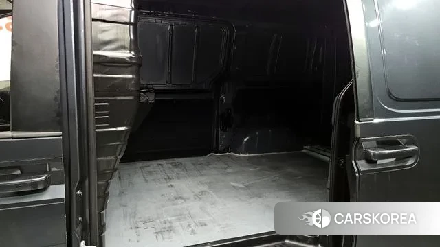 Hyundai Staria 2023 Серый из Кореи, фото 3