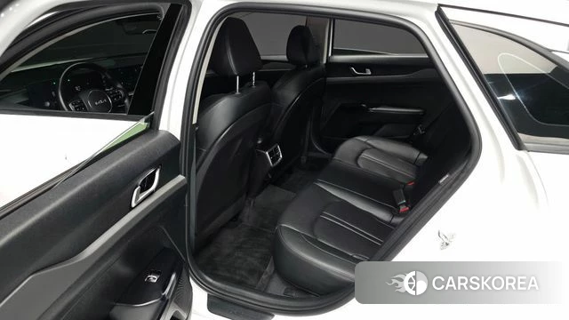 Kia The New K5 3rd generation 2024 Белый из Кореи, фото 3