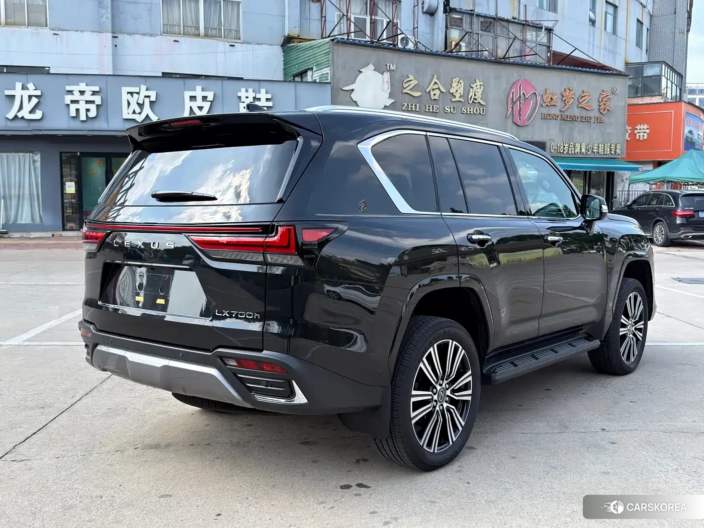Lexus LX 2026 Черный из Китая, фото 4