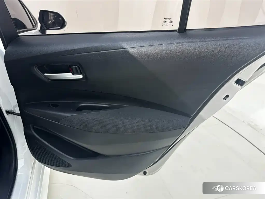 Toyota Levin 2022 Белый из Китая, фото 3