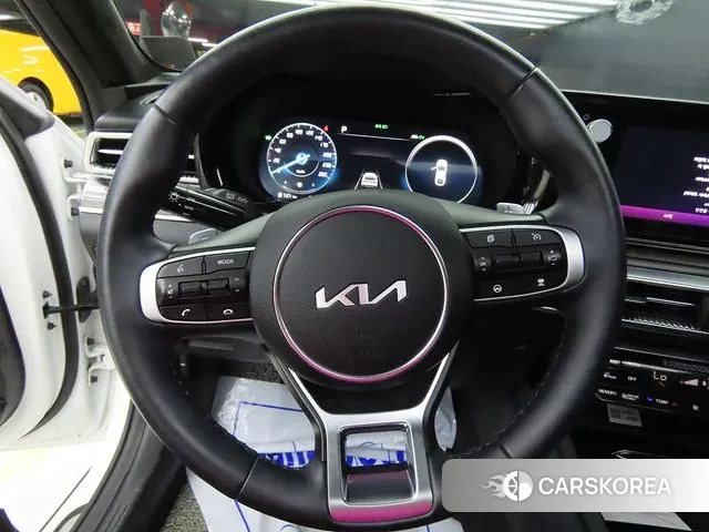 Kia K5 Hybrid 3rd Generation 2023 Белый из Кореи, фото 3