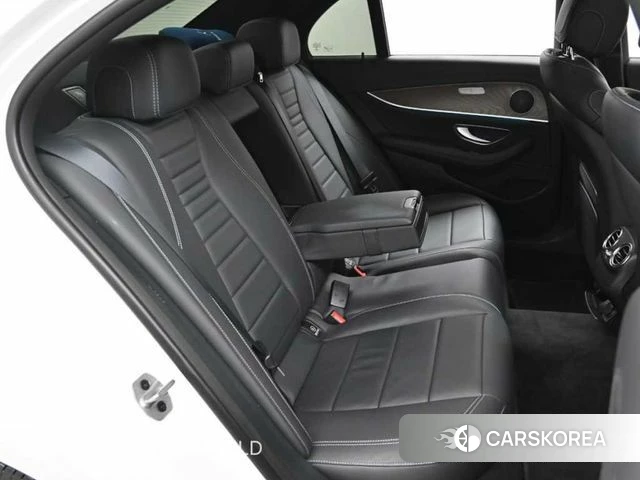 Mercedes-Benz E-Class W213 2020 Белый из Кореи, фото 3