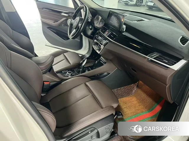 BMW X1 2021 Белый из Китая, фото 3