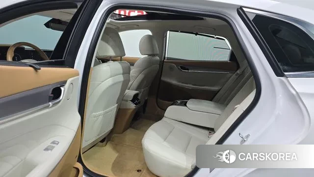 Hyundai The New Grandeur IG Hybrid 2020 Белый из Кореи, фото 3