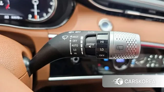 Genesis GV70 2022 Серебристо-серый из Кореи, фото 3