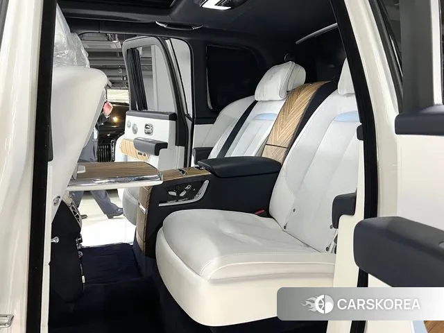 Rolls-Royce Cullinan 2019 Белый из Кореи, фото 3